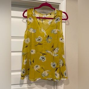 Cabi - size L top - new without tags